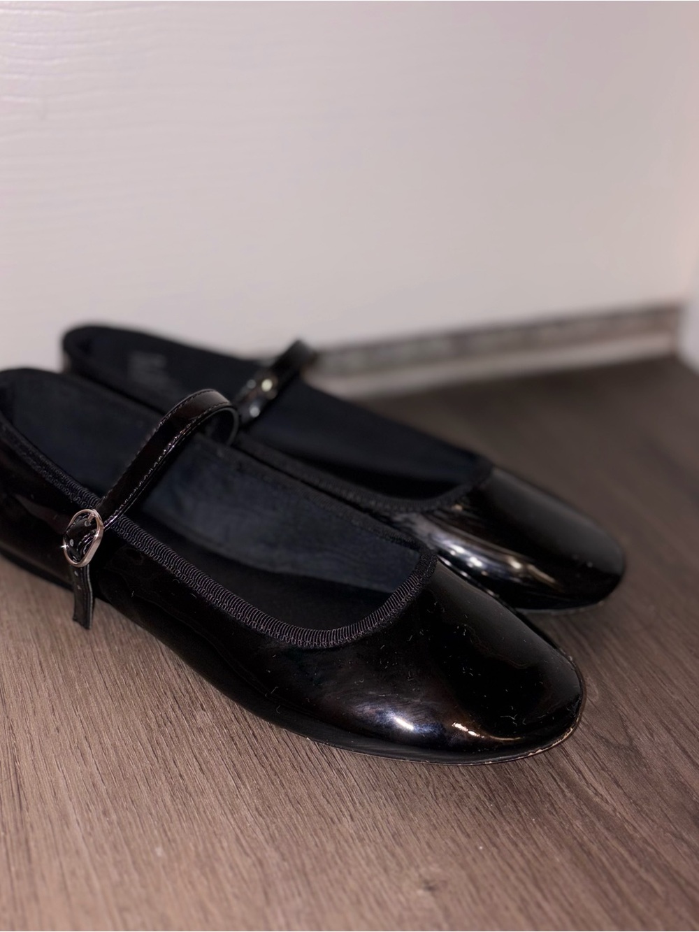 Women’s Black Patent Mary Jane Flats
Steve Madden - Violette🍓🐦‍⬛🧺